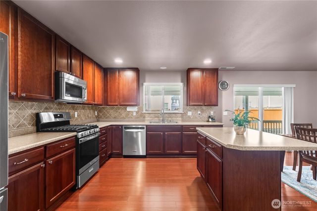 13272 SE 227th Place, Kent, WA 98042