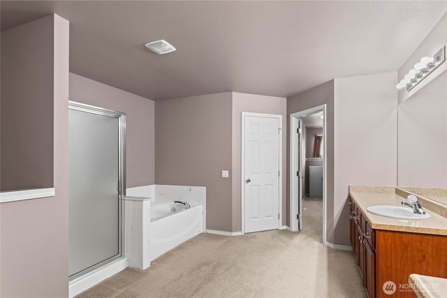 13272 SE 227th Place, Kent, WA 98042