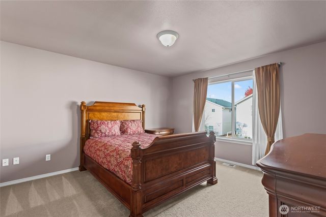 13272 SE 227th Place, Kent, WA 98042