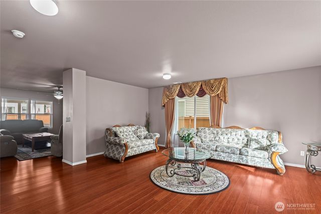 13272 SE 227th Place, Kent, WA 98042