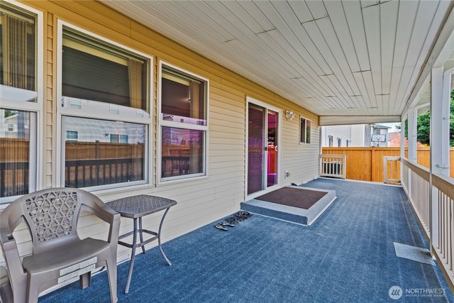 13272 SE 227th Place, Kent, WA 98042