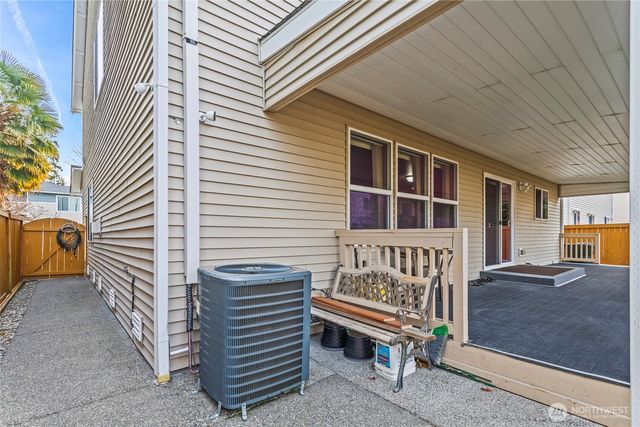 13272 SE 227th Place, Kent, WA 98042