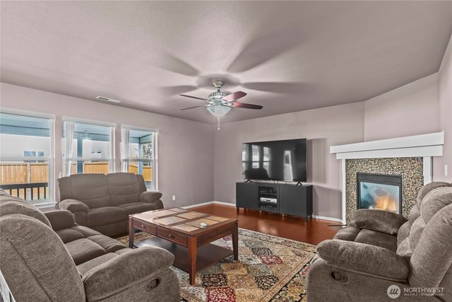 13272 SE 227th Place, Kent, WA 98042