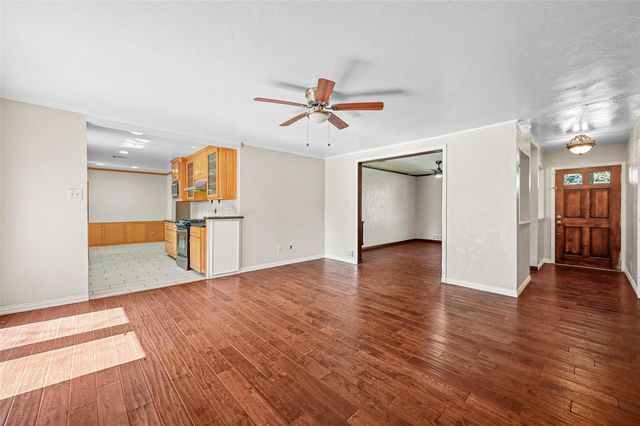 412 Spinner Road, Desoto, TX 75115