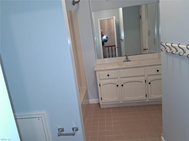 340 Worthington SQ, Portsmouth, VA 23704