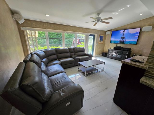 2503 Andros Lane, Fort Lauderdale, FL 33312