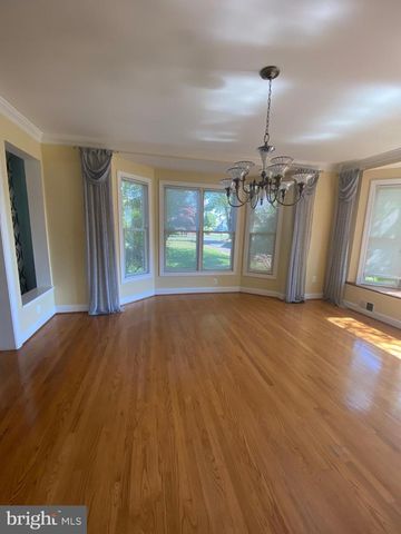 1101 SEA VIEW AVE, Woodbridge, VA 22191