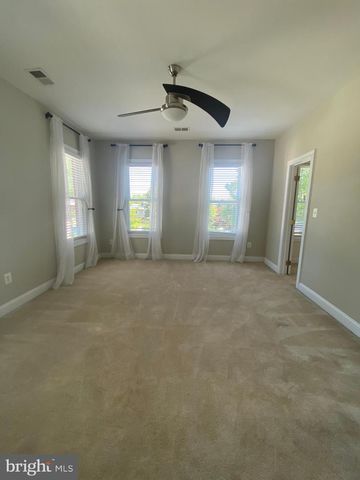 1101 SEA VIEW AVE, Woodbridge, VA 22191