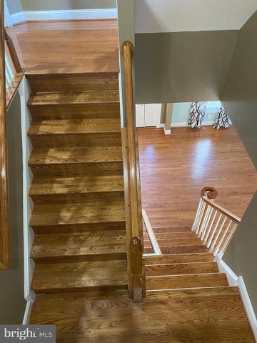 1101 SEA VIEW AVE, Woodbridge, VA 22191