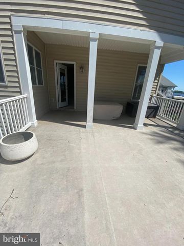 1101 SEA VIEW AVE, Woodbridge, VA 22191