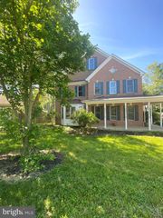 1101 SEA VIEW AVE, Woodbridge, VA 22191