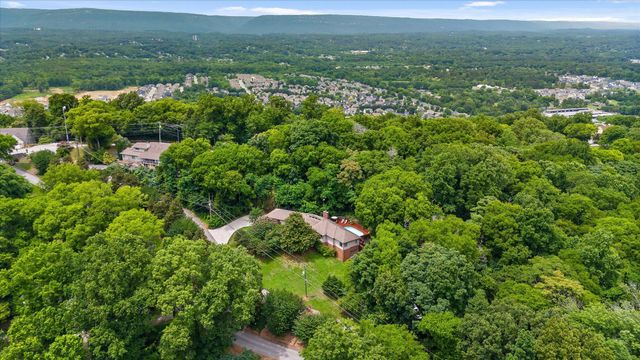 1609 Rock Bluff Road, Hixson, TN 37343