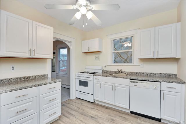 35 Andrew Avenue, Islip Terrace, NY 11752