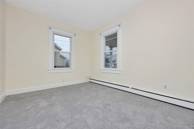 35 Andrew Avenue, Islip Terrace, NY 11752