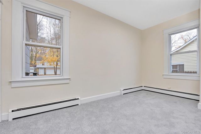 35 Andrew Avenue, Islip Terrace, NY 11752