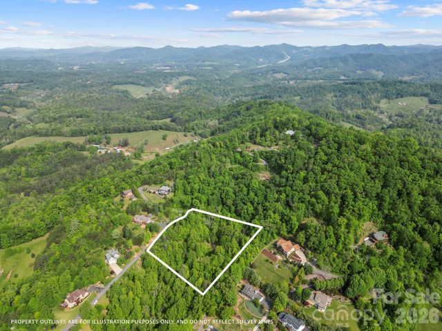 138 Whitfield Lane, Weaverville, NC 28787