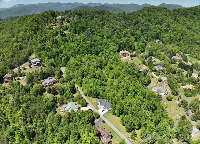 138 Whitfield Lane, Weaverville, NC 28787