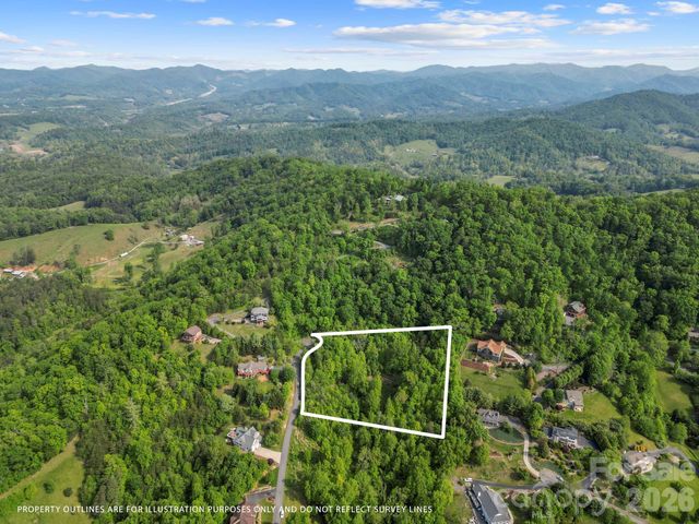 138 Whitfield Lane, Weaverville, NC 28787