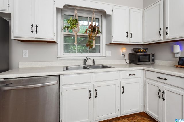 1938 CANTERBURY SQUARE, Anniston, AL 36207