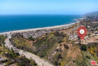 15851 Seabec Circle, Pacific Palisades (los Angeles), CA 90272