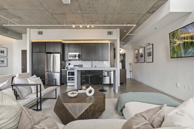 2115 Yeaman Pl Apt 405, Nashville, TN 37206