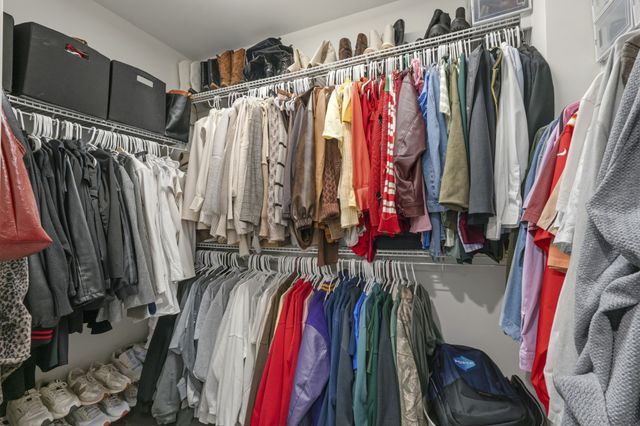 2115 Yeaman Pl Apt 405, Nashville, TN 37206