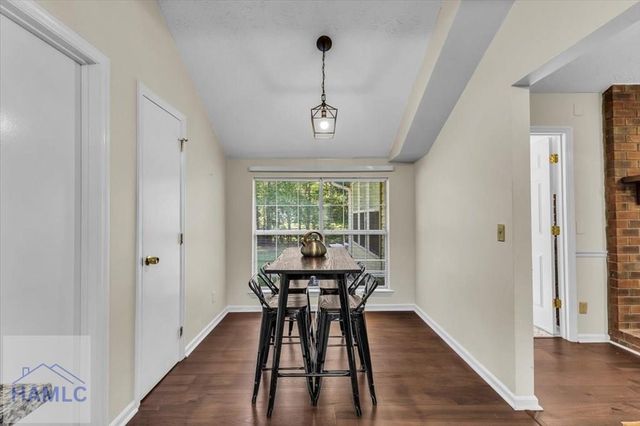 40 Whippoorwill Lane East, Richmond Hill, GA 31324