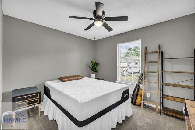 40 Whippoorwill Lane East, Richmond Hill, GA 31324