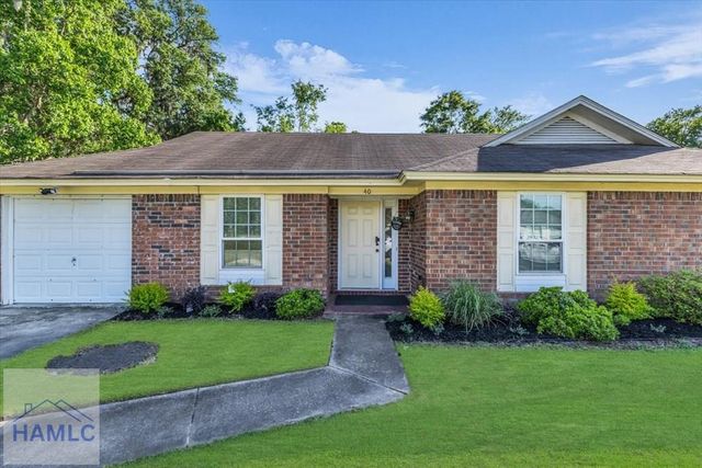 40 Whippoorwill Lane East, Richmond Hill, GA 31324