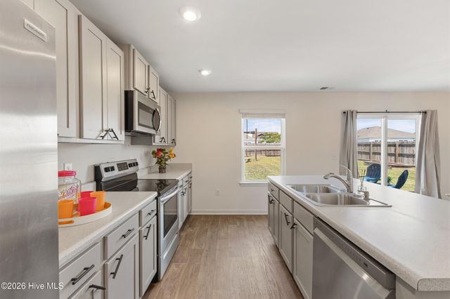 624 Avington Lane NE, Leland, NC 28451