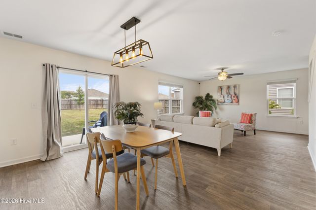 624 Avington Lane NE, Leland, NC 28451
