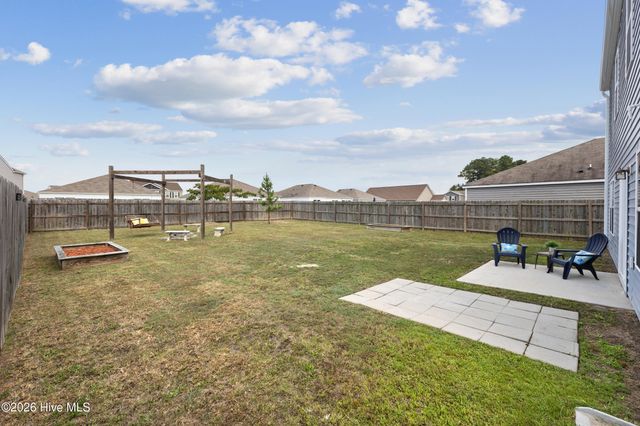 624 Avington Lane NE, Leland, NC 28451