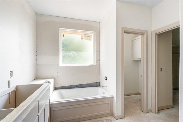 2136 N Everest Avenue, Oklahoma City, OK 73111