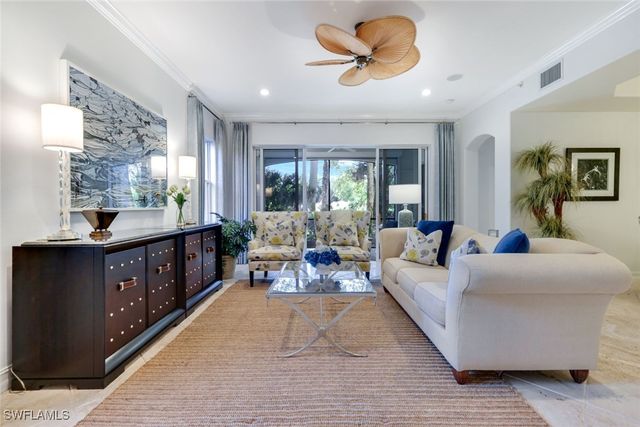 2868 Tiburon BLVD E 101, Naples, FL 34109