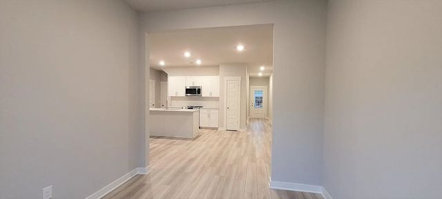 2153 Nectar Ln, Columbia, TN 38401