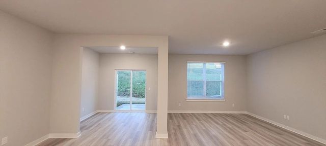 2153 Nectar Ln, Columbia, TN 38401