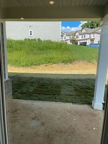2153 Nectar Ln, Columbia, TN 38401
