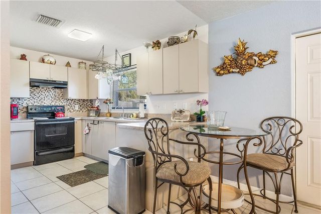 812 N 21st Street, Fort Pierce, FL 34950