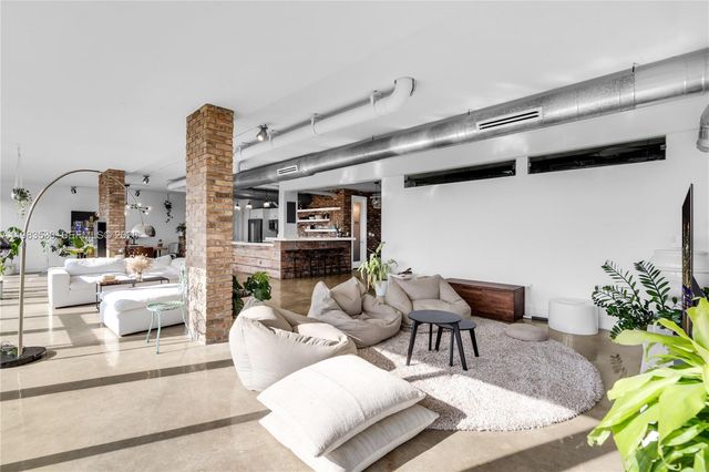 5701 Biscayne Blvd PH-9, Miami, FL 33137