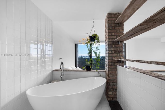 5701 Biscayne Blvd PH-9, Miami, FL 33137