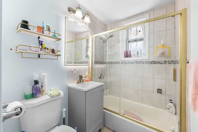 56 Park Vale Ave 4, Boston, MA 02134