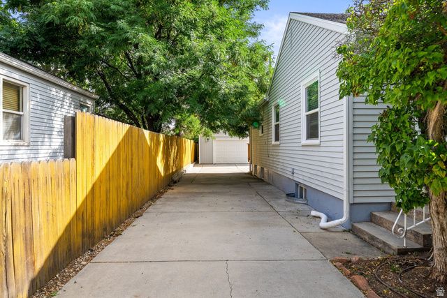 2274 E 900 S, Salt Lake City, UT 84108