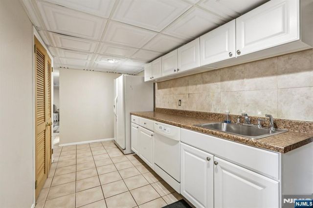 28 George Street, Saddle Brook, NJ 07663