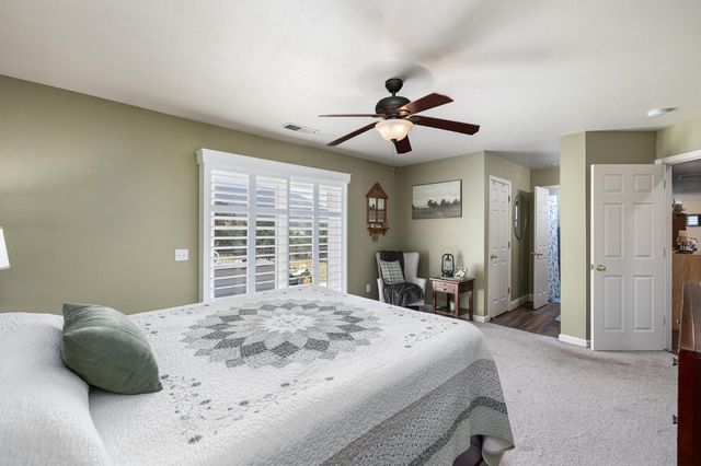 6873 Rodeo Drive, Sanger, CA 93657