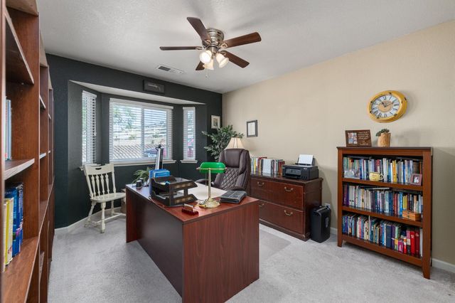 6873 Rodeo Drive, Sanger, CA 93657