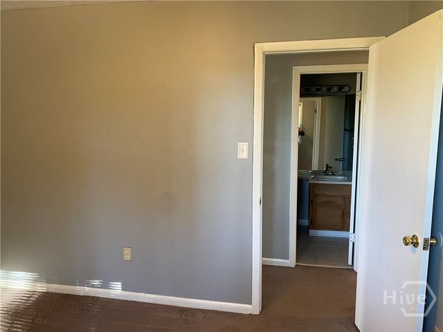 16 S Stillwood Court, Savannah, GA 31419