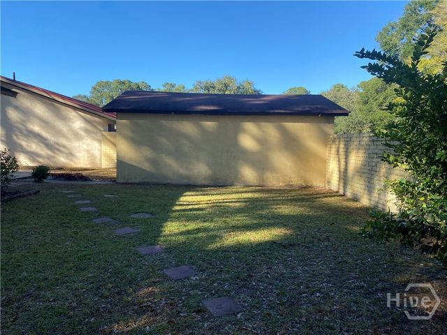 16 S Stillwood Court, Savannah, GA 31419