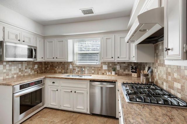 3 Green Blade Lane, The Woodlands, TX 77380