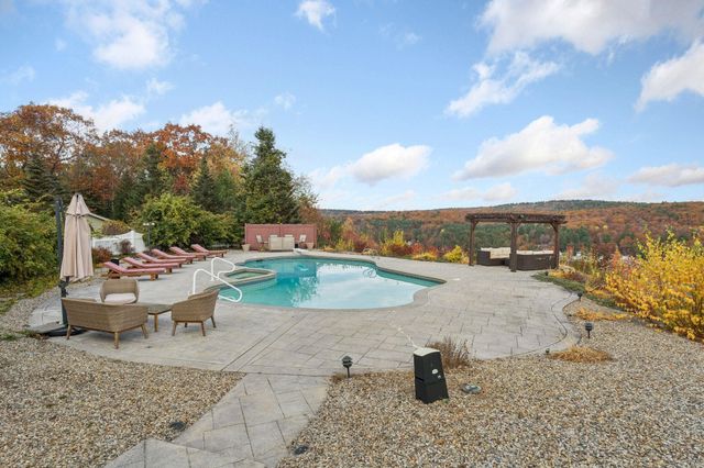 141 Lakewood Drive, Alton, NH 03810