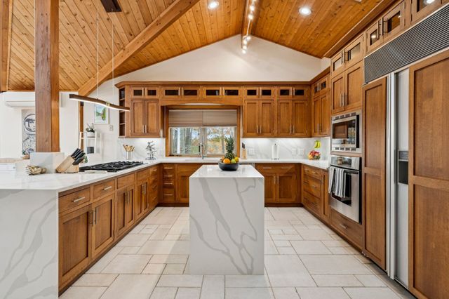 141 Lakewood Drive, Alton, NH 03810